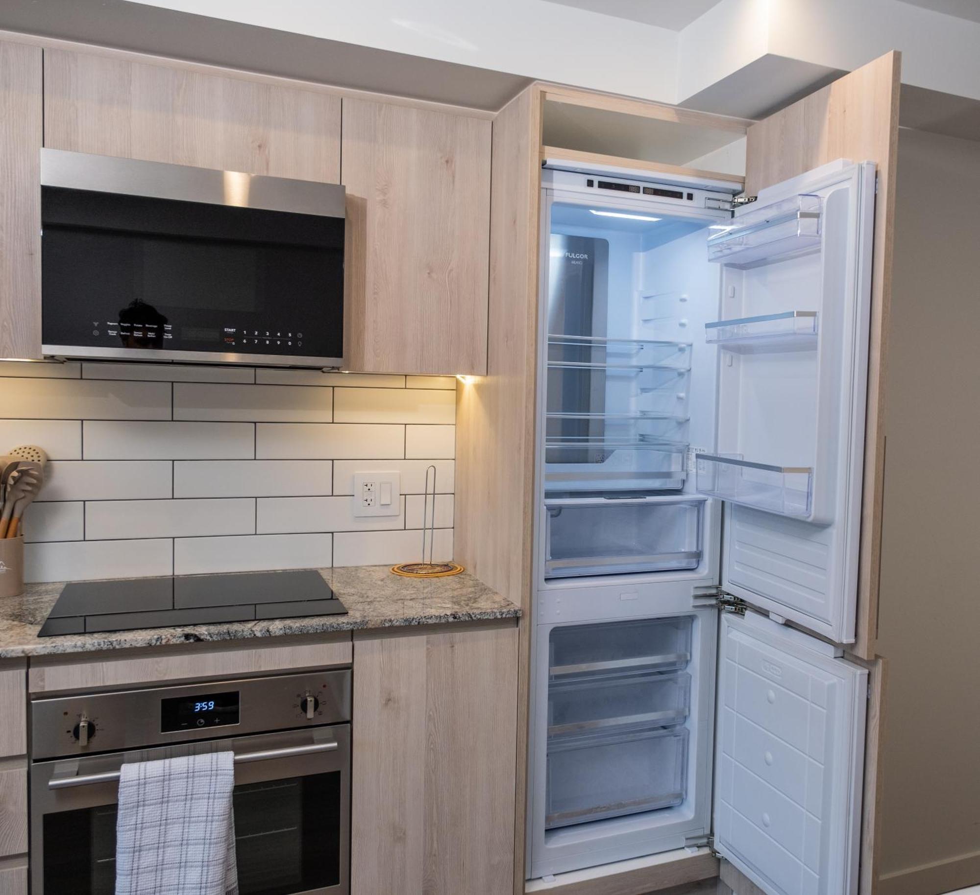 Downtown Center Silverstone Tower I And II Long-Term Booking Only Your Second Home In Vancouver Exterior photo