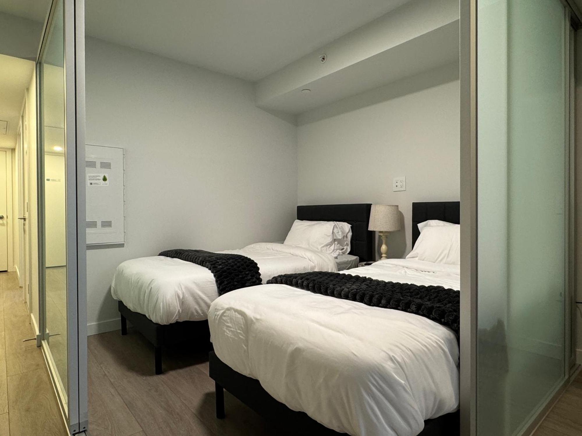 Downtown Center Silverstone Tower I And II Long-Term Booking Only Your Second Home In Vancouver Exterior photo