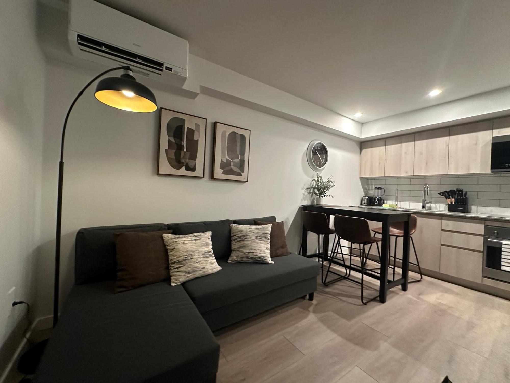 Downtown Center Silverstone Tower I And II Long-Term Booking Only Your Second Home In Vancouver Exterior photo